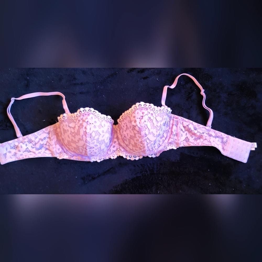 Victoria's Secret Body by Victoria Lilac Lace Underwire Balconet Bra 34D